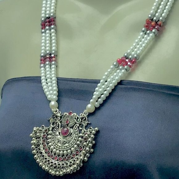 Handmade Layered Beaded Chain Necklace - Picture 5 of 8